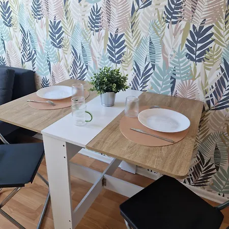 Le Ptit Bocquaine - - Arret Comedie *